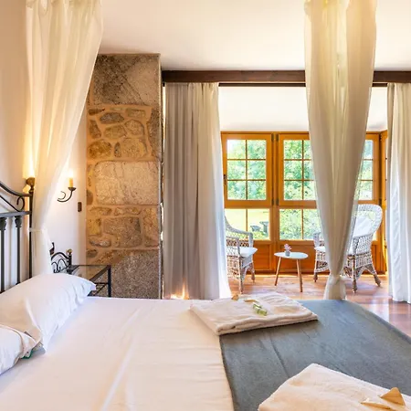 Casa De Trillo Galitrips Country house *