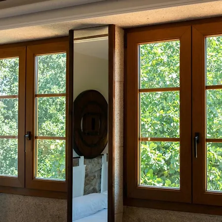 Casa De Trillo Galitrips 乡村民宿 *